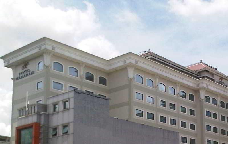 Maharani Hotel Yakarta Exterior foto